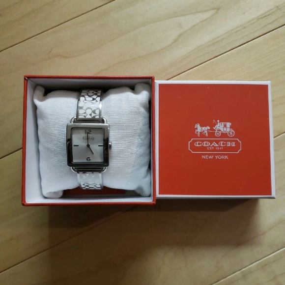 COACH•MONOGRAMMED SILVER SQUARE WATCH - Picture 2 of 3